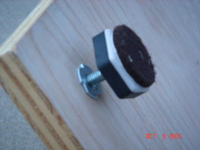 leg.JPG - 25568 Bytes